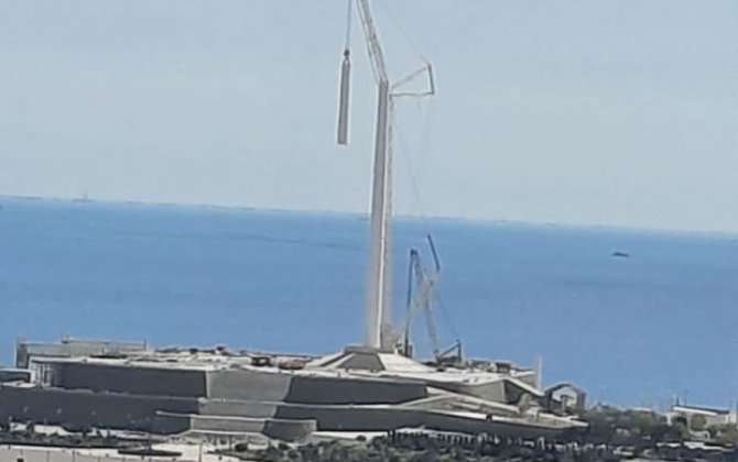В Баку завершается сборка одного из высочайших в мире флагштоков - ФОТО