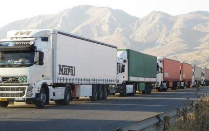 Узбекистан и Таджикистан упростят транзитные грузовые перевозки