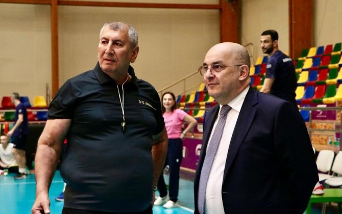 Şahin Bağırov Azərbaycan voleybol millisinin üzvləri ilə görüşdü - FOTO