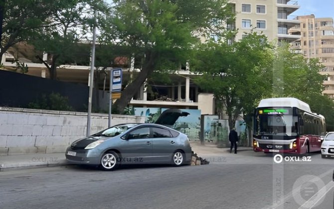 Занимавшегося незаконной уличной торговлей на автобусной остановке водителя оштрафовали - ОБНОВЛЕНО + ФОТО