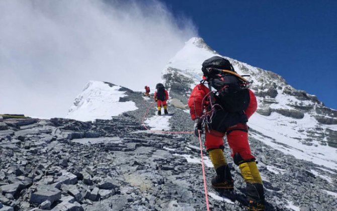 В Непале ограничат число выдаваемых лицензий на покорение Эвереста