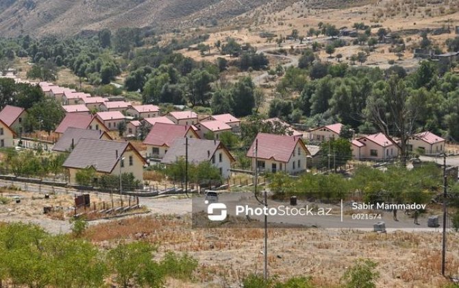 Кадры восстановительных работ в разрушенном армянами за 30 лет селе - ВИДЕО