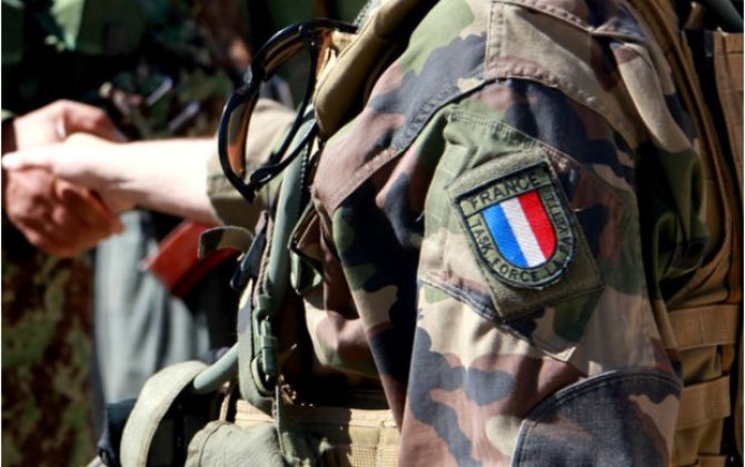 Франция отправила войска на передовую в Донбасс