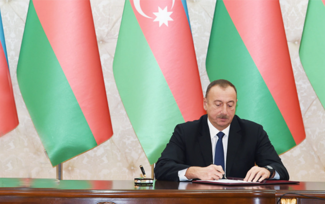 Ильхам Алиев подписал закон об отмене виз с Албанией