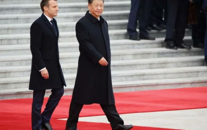 СМИ: Си Цзиньпина рассердила критика со стороны Макрона из-за связей с Россией