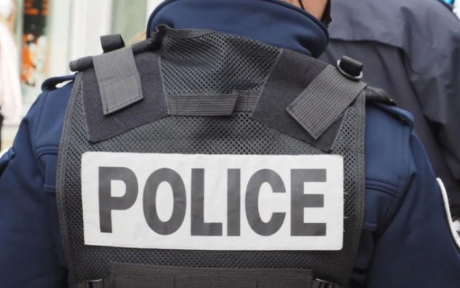 Двое полицейских пострадали в результате перестрелки в Париже - ФОТО