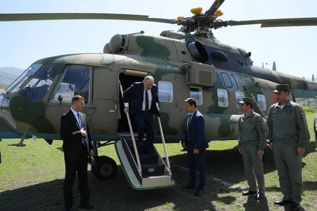 Paşinyanın helikopteri Böyük Qarakilsədə məcburi eniş etdi