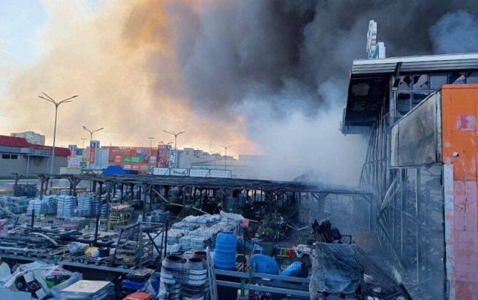 Зеленский прокомментировал удар российских террористов по гипермаркету в Харькове