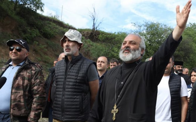 Армянские оппозиционеры намерены завтра встретиться с Пашиняном