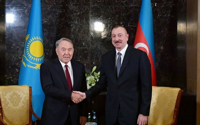 Nazarbayev İlham Əliyevi təbrik etdi