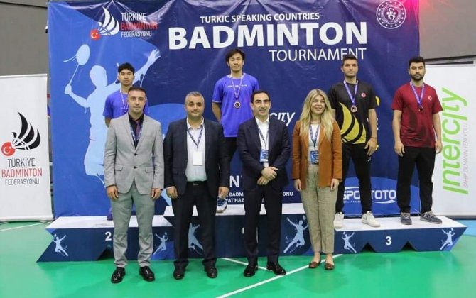 Badmintonçularımız Türkiyədə 9 medal qazandı - FOTO