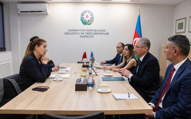 Muxtar Babayev albaniyalı nazirlə gələcək əməkdaşlığı müzakirə etdi