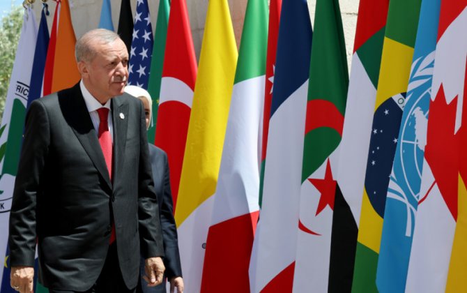 Президент Турции участвует в саммите G7