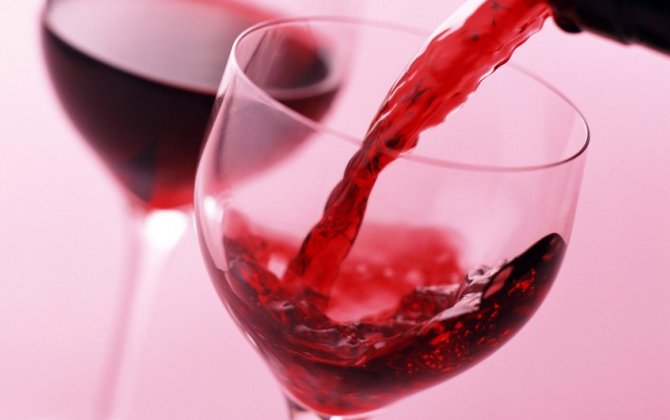 Ученые установили, что отказ от алкоголя ухудшает здоровье кишечника