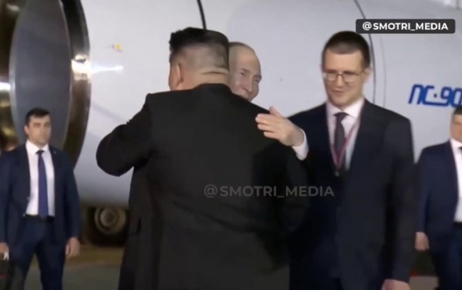 Putin və Kim Çen In arasında rəsmi görüş BELƏ BAŞLAYIB - VİDEO