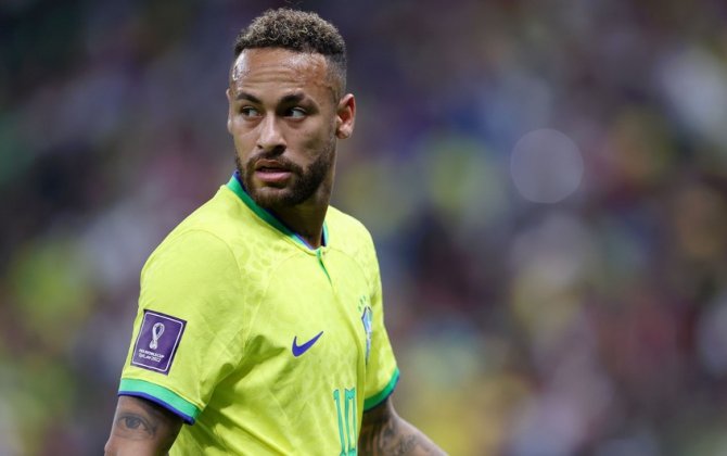 Neymar karyerası ərzində qarşılaşdığı ən çətin rəqibin adını açıqlayıb