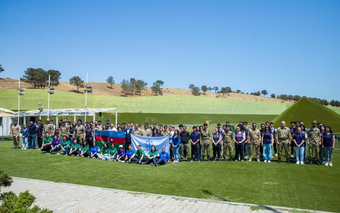 “Böyük Qayıdış” Gənclər Təşkilatı Silahlı Qüvvələr Günü ilə bağlı silsilə tədbirlər həyata keçirib - FOTO