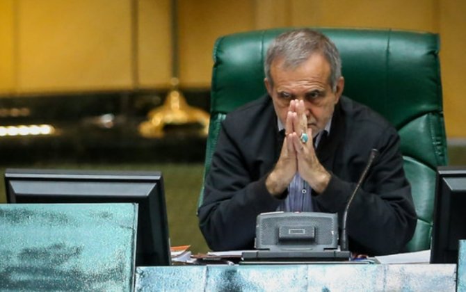 Масуд Пезешкиян лидирует на президентских выборах в Иране-(Обновлено)