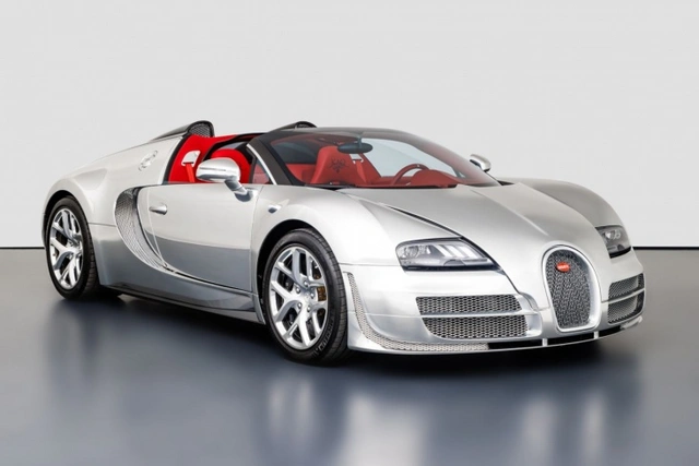 На продажу выставлен самый дорогой в истории Bugatti Veyron-ФОТО