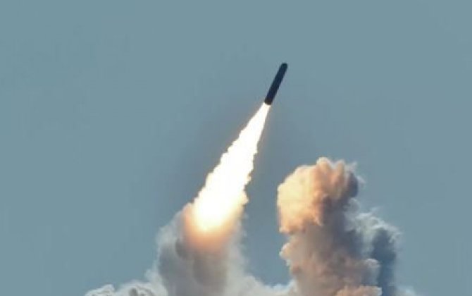 Пхеньян запустил ракету в Японское море