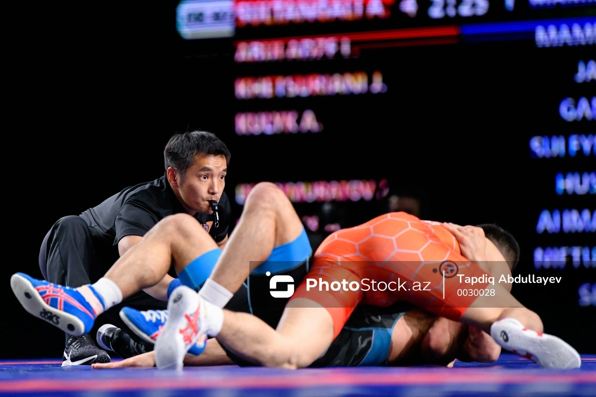 Азербайджанские борцы завоевали золотую и серебряную медали на чемпионате Европы-ФОТО