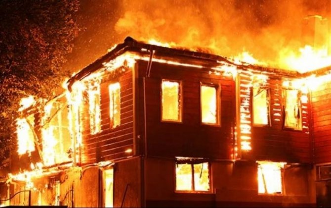 Masallıda 8 otaqlı ev yandı