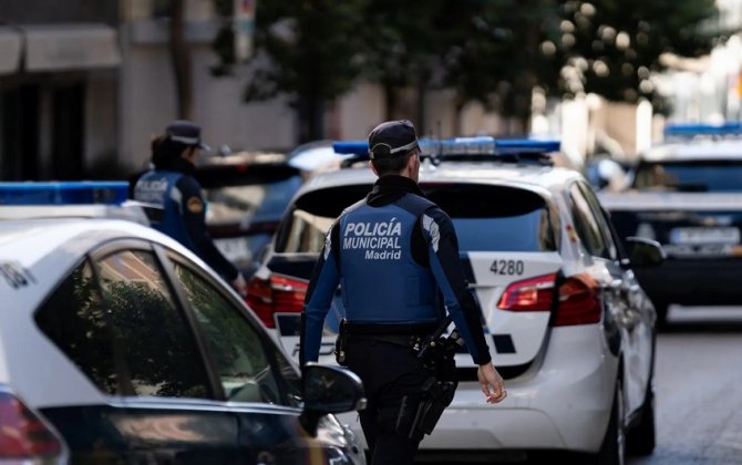 В Мадриде поймали бросившего металлический предмет в посольство США преступника