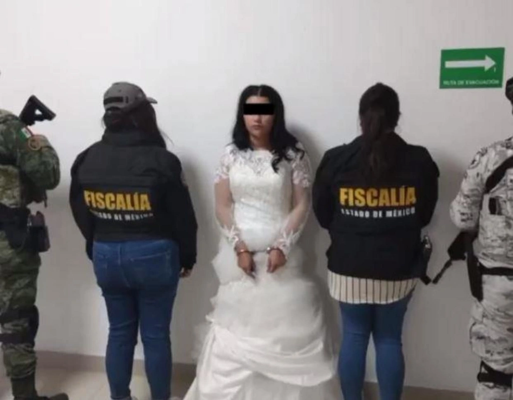 В Мексике невесте вынесли приговор: следователи не дали ей разрезать торт, а жених сбежал из церкви-ФОТО