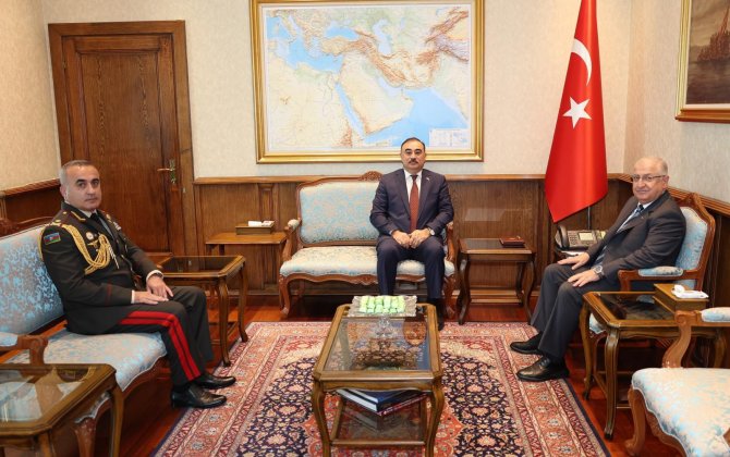 Обсуждены вопросы военного сотрудничества между Азербайджаном и Турцией