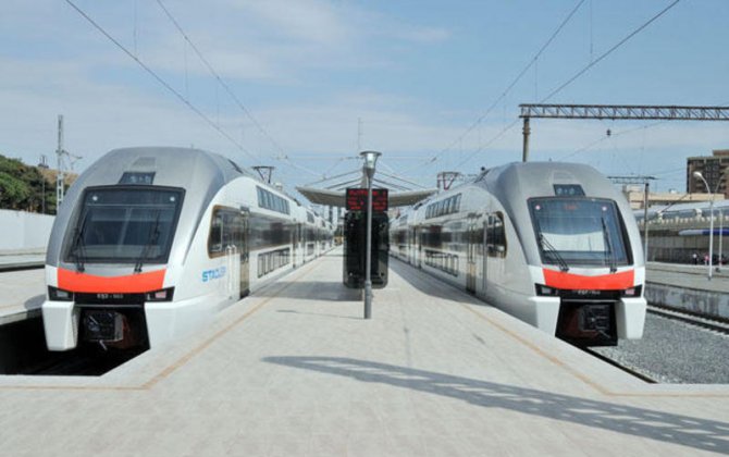 В Азербайджане при посадке в поезд можно будет предъявить электронное удостоверение личности