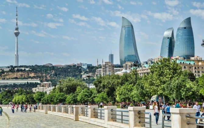 Завтра в Баку вернется лето