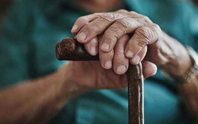 115 yaşlı sakin uzunömürlülüyün sirrini açdı