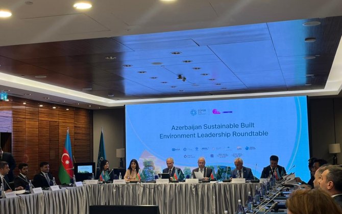 Проходит круглый стол руководителей устойчивого зеленого строительства в Азербайджане