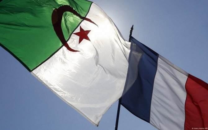 Алжир отозвал посла во Франции в связи с ее позицией по Западной Сахаре