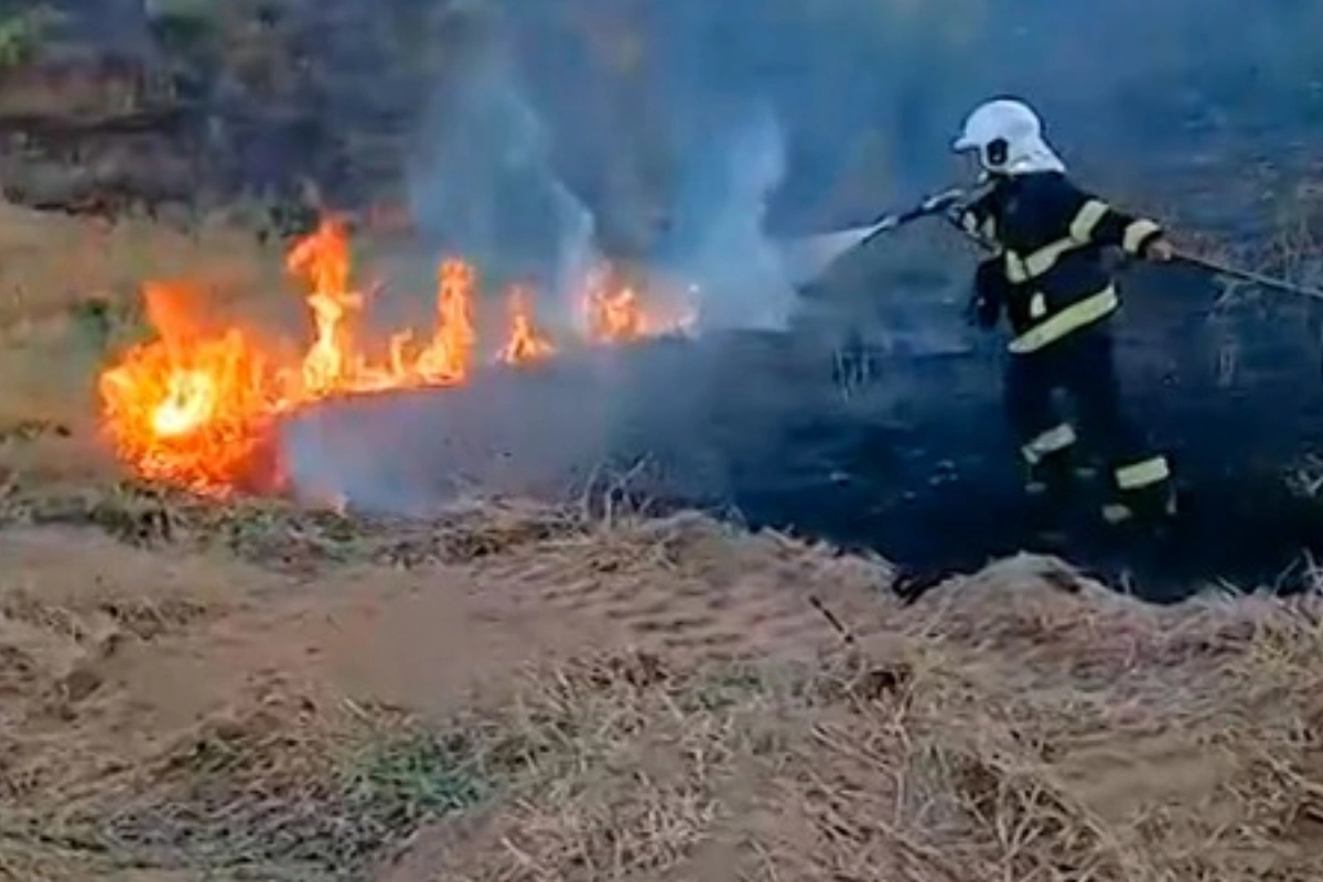 В одном из сел Зангиланского района произошел пожар