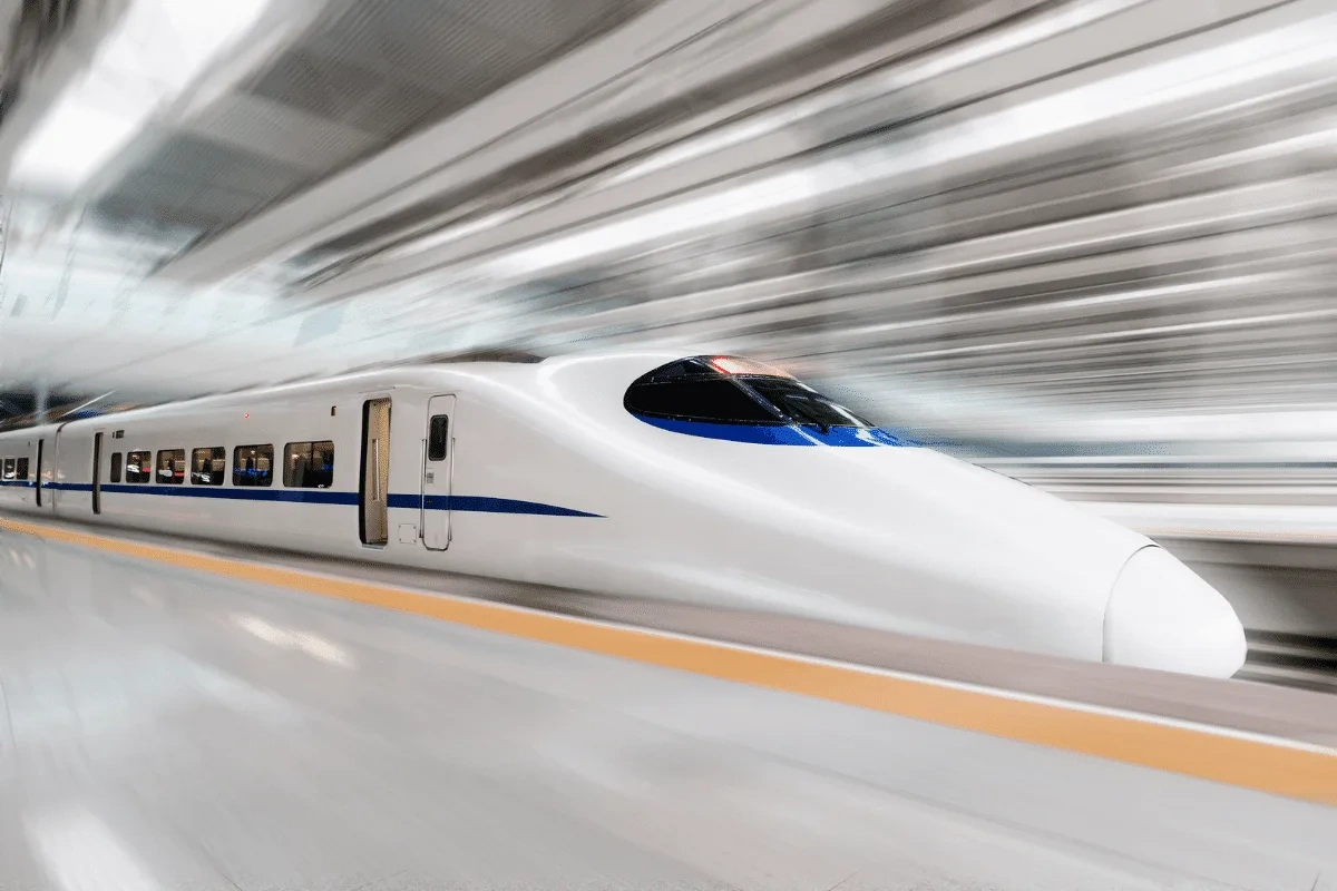 Китай испытал поезд на магнитной подушке, способный развить скорость до 1 000 км/ч