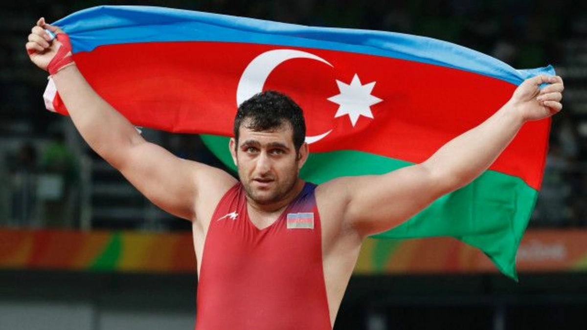Париж-2024: азербайджанский борец проведет встречу за бронзу