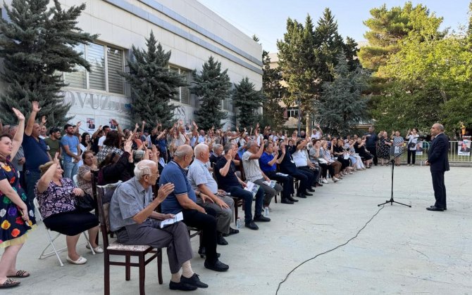 8-ci dairədə mənzərə aydındır - Azay Quliyevin daha bir izdihamlı görüşü