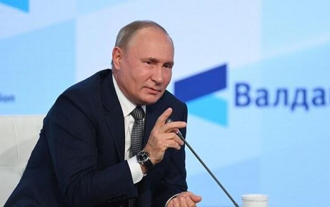 Rus dilində danışmağı müqəddəs hesab edirik - Putin