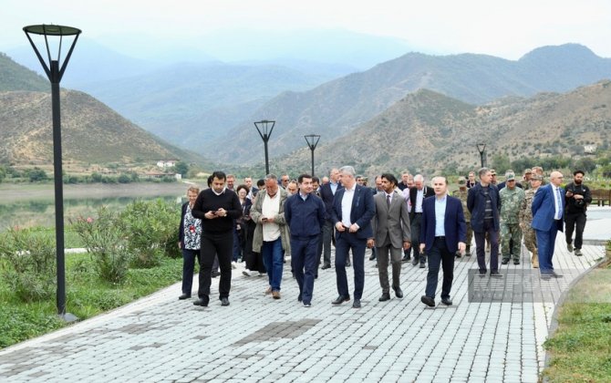 Azərbaycanda akkreditə olunmuş diplomatik korpusun üzvləri Suqovuşana gəliblər - FOTO