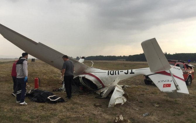 Türkiyədə təlim təyyarəsi qəzaya uğrayıb, iki pilot ölüb