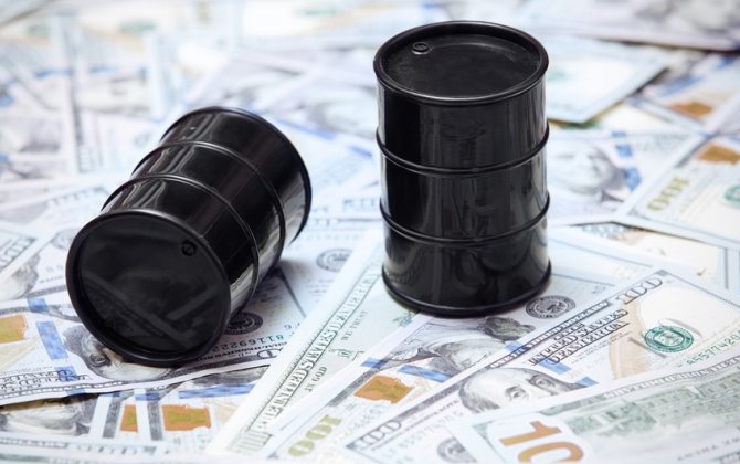 Цена азербайджанской нефти упала ниже 78 долларов