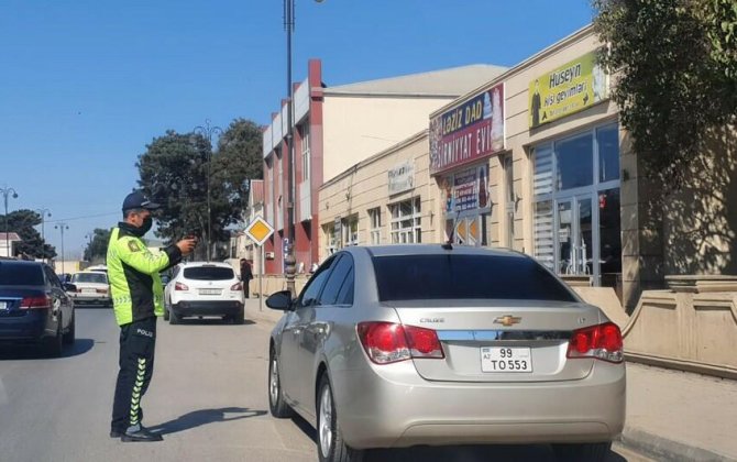 Bakıda piyada səkisi parklanma üçün zəbt edildi