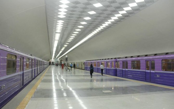 Bakı metrosunda FACİƏ - Daha bir sərnişin qatar yoluna düşdü