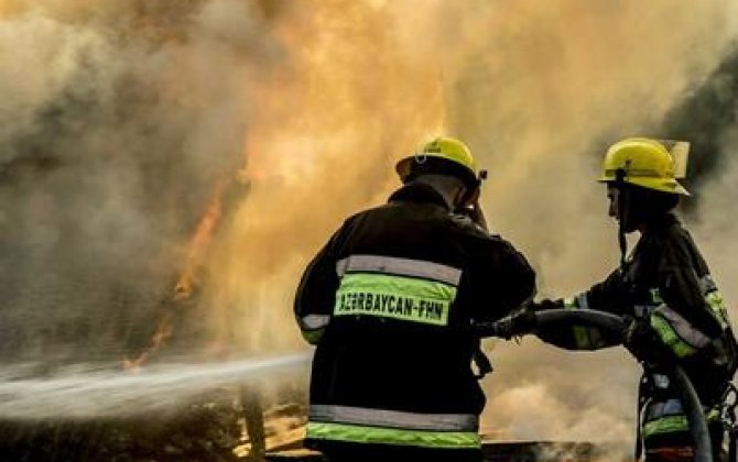 В Балакенском районе произошел пожар в доме-музее шехида-(ВИДЕО-ФОТО)