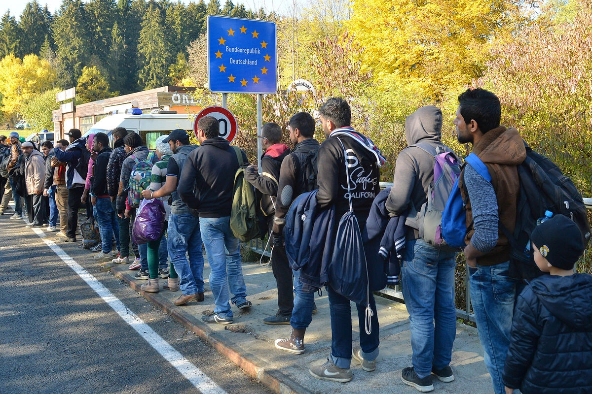 В Польше появились гражданские патрули для защиты от мигрантов