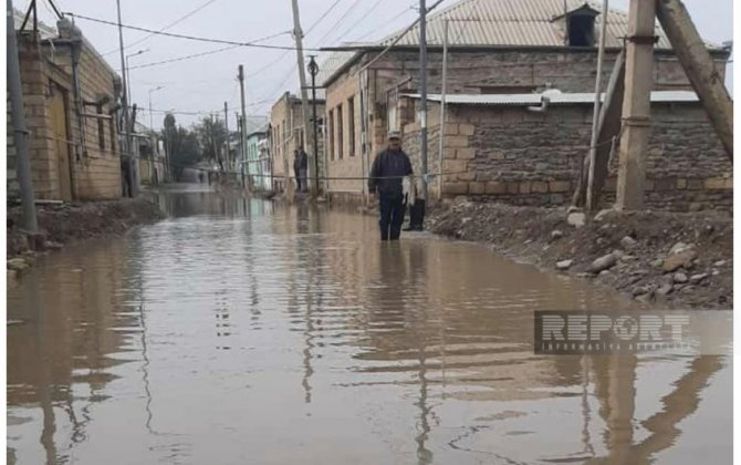 В Гяндже дожди нанесли серьезный ущерб