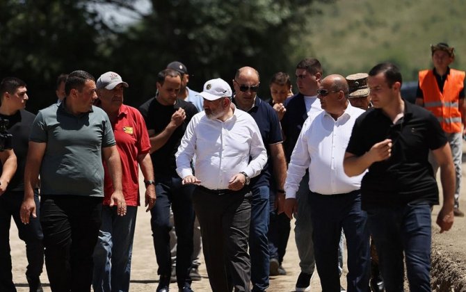 Ermənistanda hakim partiyanın deputatları güc strukturlarına qarşı – ŞƏRH + FOTO