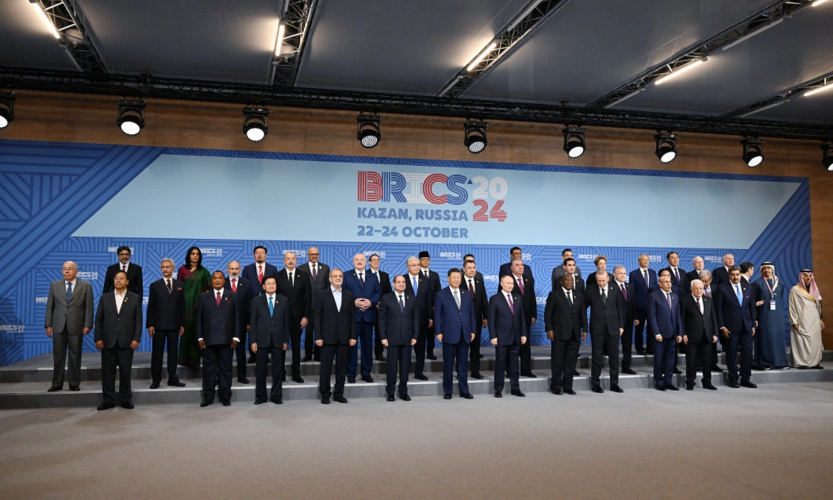 İlham Əliyev XVI BRICS Sammitinin 