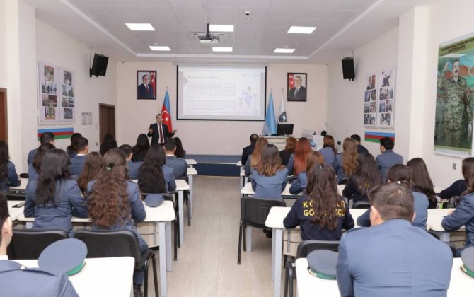 “Azərbaycanın əmək bazarında əsas çağırışlar və qeyri-formal məşğulluqla mübarizə” mövzusunda seminar keçirilib